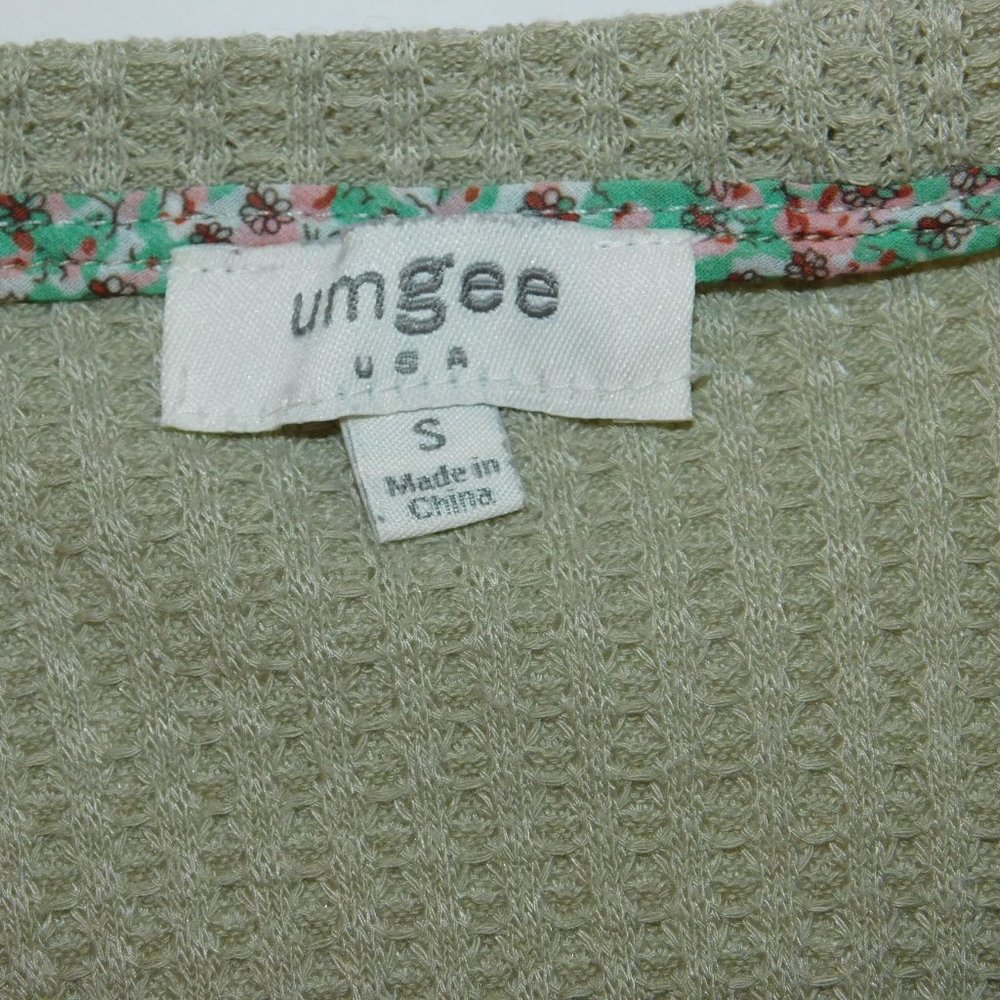 Umgee Peplum Boho Style Top Waffle Knit Floral Bell Sleeves Size Small - Picture 8 of 9